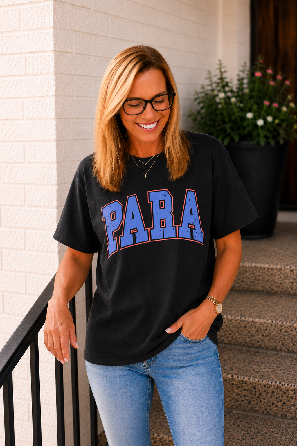 Para Graphic Tee