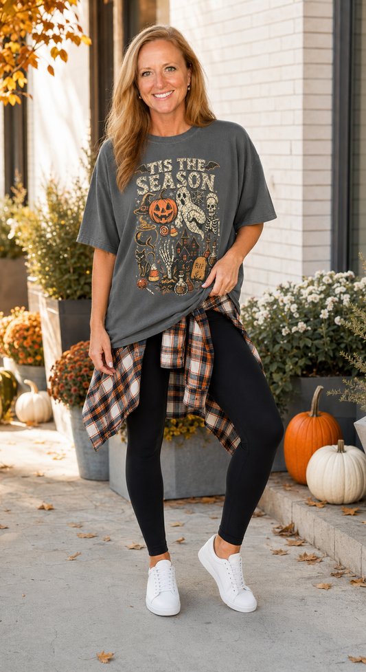 Tis The Season Graphic Tee